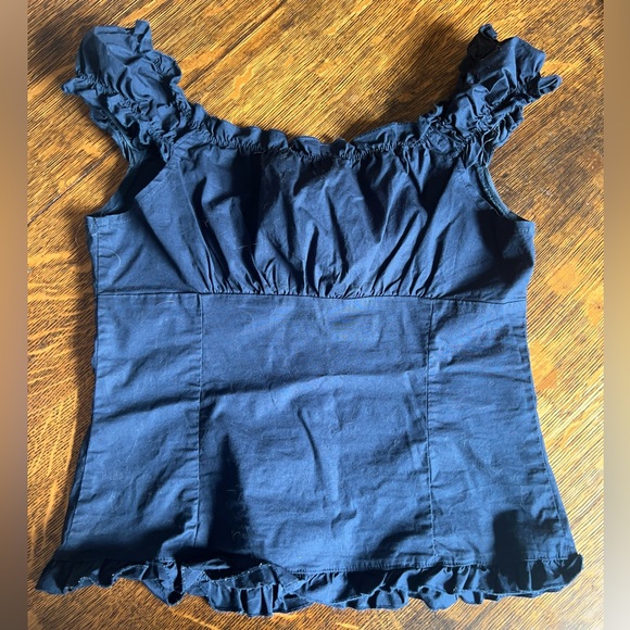 Brandy Melville Elena Top - Picture 2 of 3